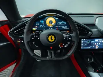 FERRARI 12Cilindri coupé