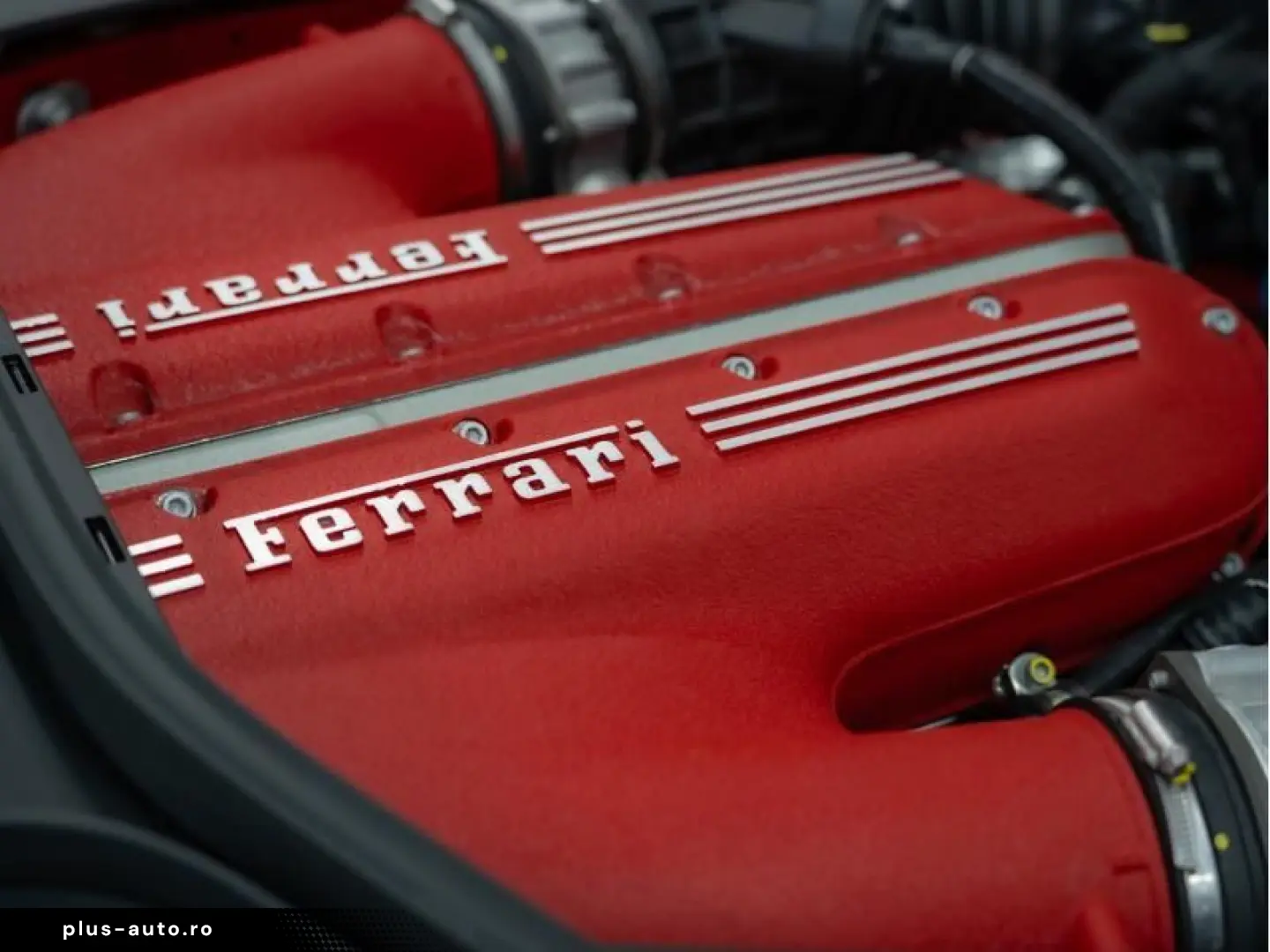 FERRARI 12Cilindri coupé