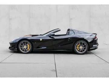 FERRARI 812 GTS  Lift Carbon LED Racingsitze JBL PPF