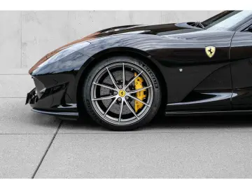 FERRARI 812 GTS  Lift Carbon LED Racingsitze JBL PPF