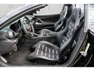 FERRARI 812 GTS  Lift Carbon LED Racingsitze JBL PPF