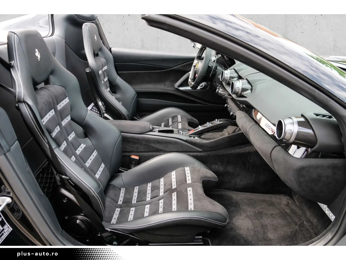 FERRARI 812 GTS  Lift Carbon LED Racingsitze JBL PPF