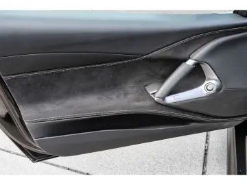 FERRARI 812 GTS  Lift Carbon LED Racingsitze JBL PPF