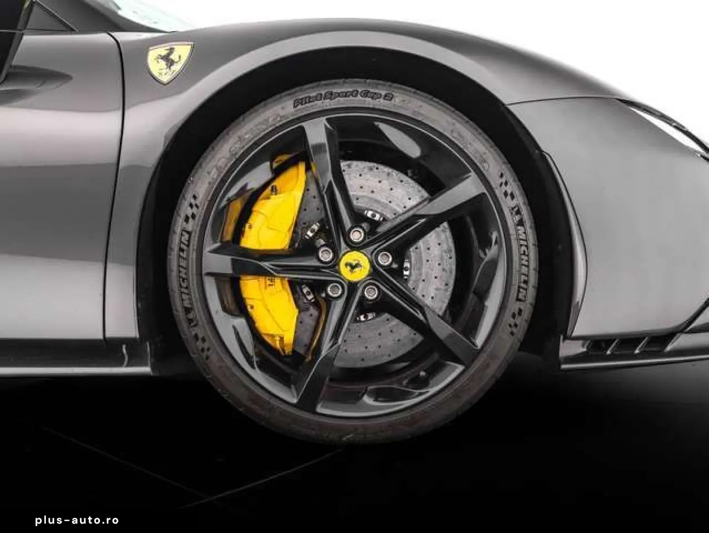 FERRARI Ferrari SF90 Stradale