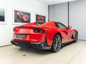 FERRARI 812 6.5 V12 GTS DCT F1
