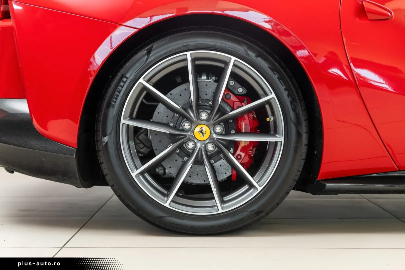 FERRARI 812 6.5 V12 GTS DCT F1