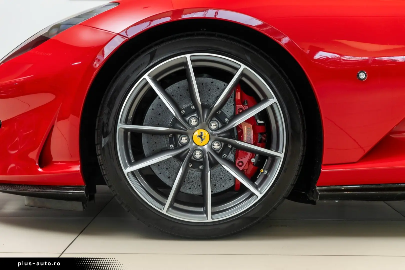 FERRARI 812 6.5 V12 GTS DCT F1