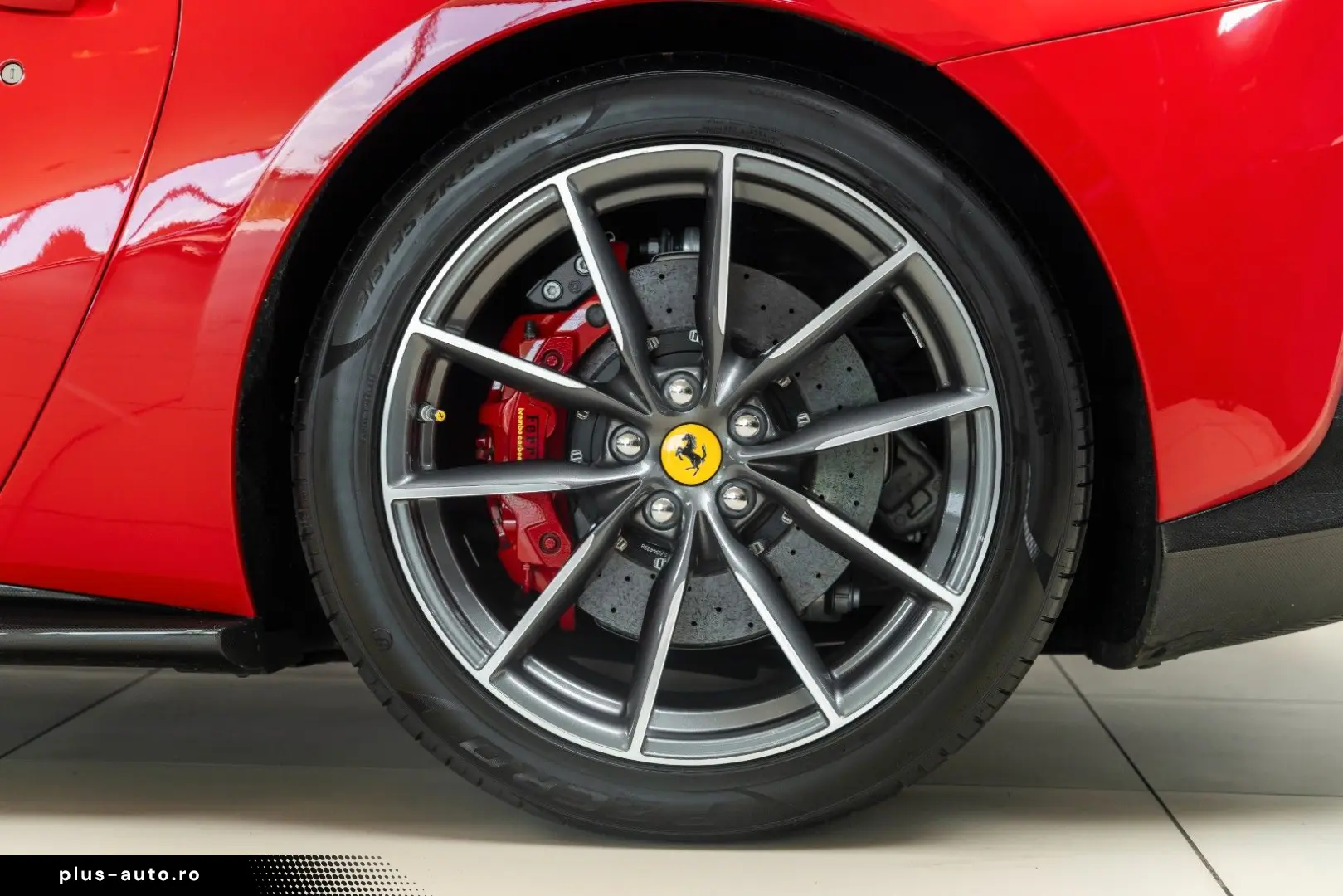 FERRARI 812 6.5 V12 GTS DCT F1