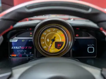 FERRARI 812 6.5 V12 GTS DCT F1