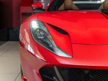 FERRARI 812 6.5 V12 GTS DCT F1