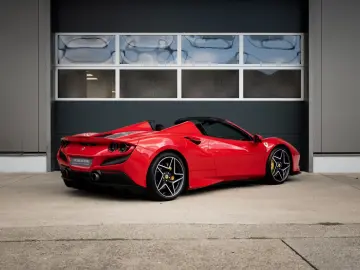 FERRARI F8 Spider   Front PPF   Capristo