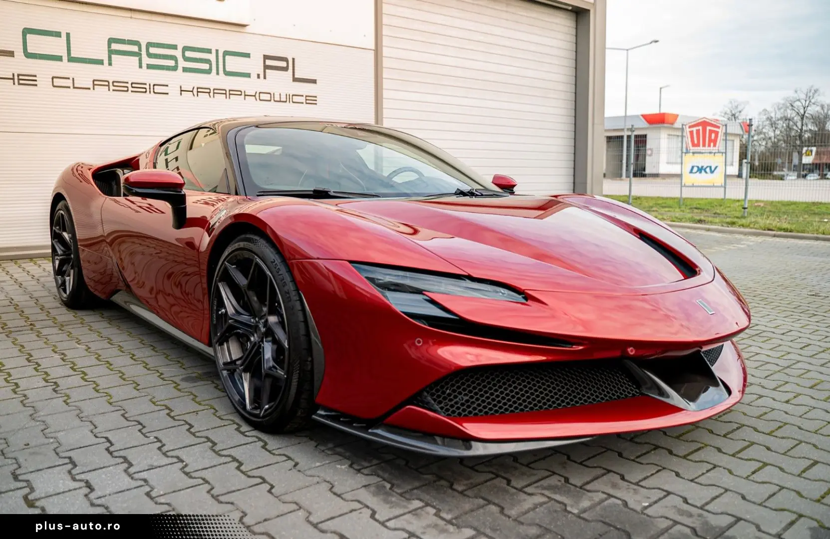 FERRARI SF90 Full CARBON PPF 1Hand nur 300000 euro netto
