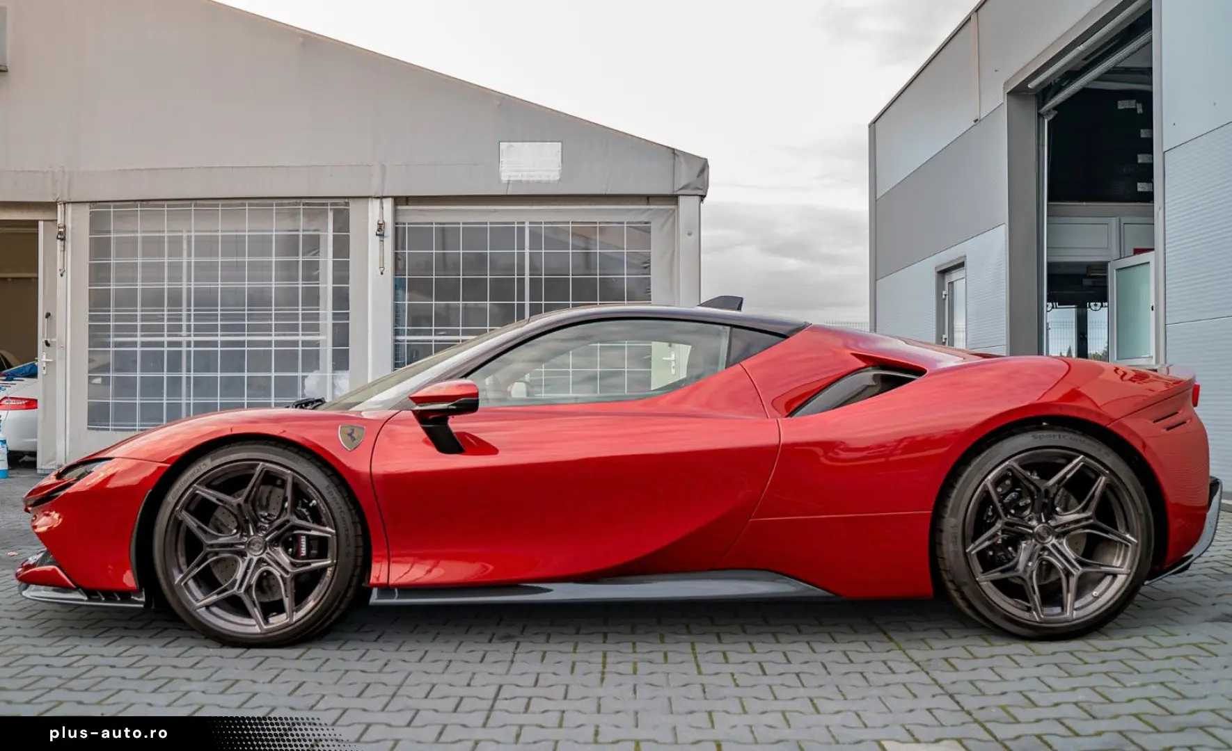 FERRARI SF90 Full CARBON PPF 1Hand nur 300000 euro netto
