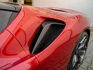 FERRARI SF90 Full CARBON PPF 1Hand nur 300000 euro netto