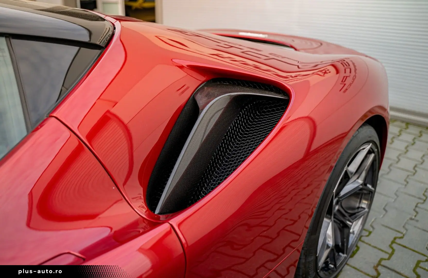 FERRARI SF90 Full CARBON PPF 1Hand nur 300000 euro netto
