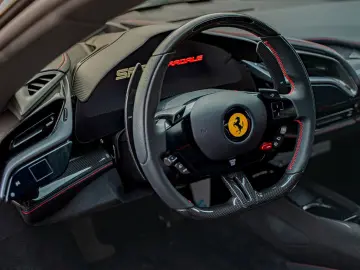 FERRARI SF90 Full CARBON PPF 1Hand nur 300000 euro netto