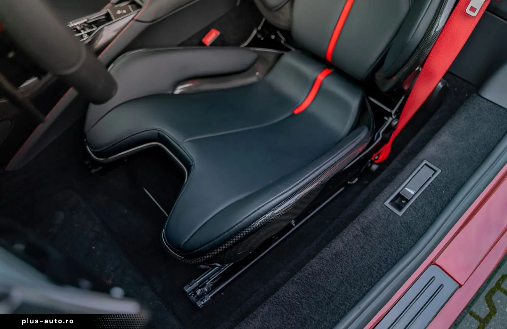 FERRARI SF90 Full CARBON PPF 1Hand nur 300000 euro netto