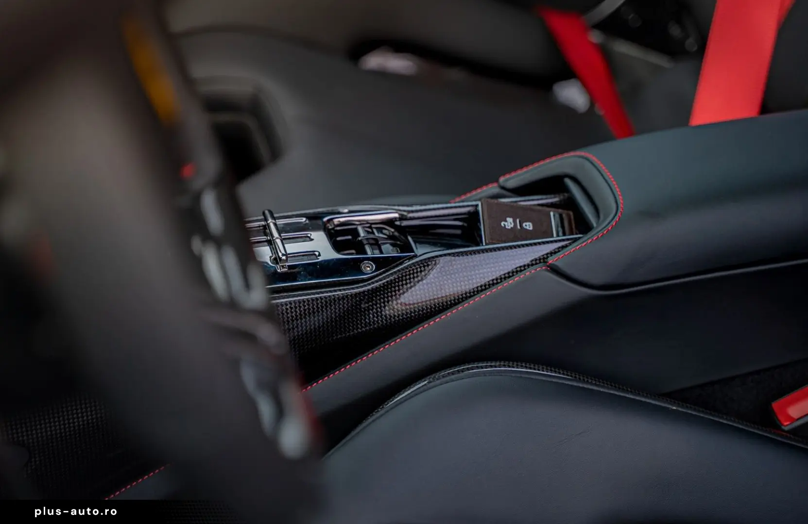 FERRARI SF90 Full CARBON PPF 1Hand nur 300000 euro netto