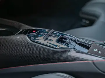 FERRARI SF90 Full CARBON PPF 1Hand nur 300000 euro netto