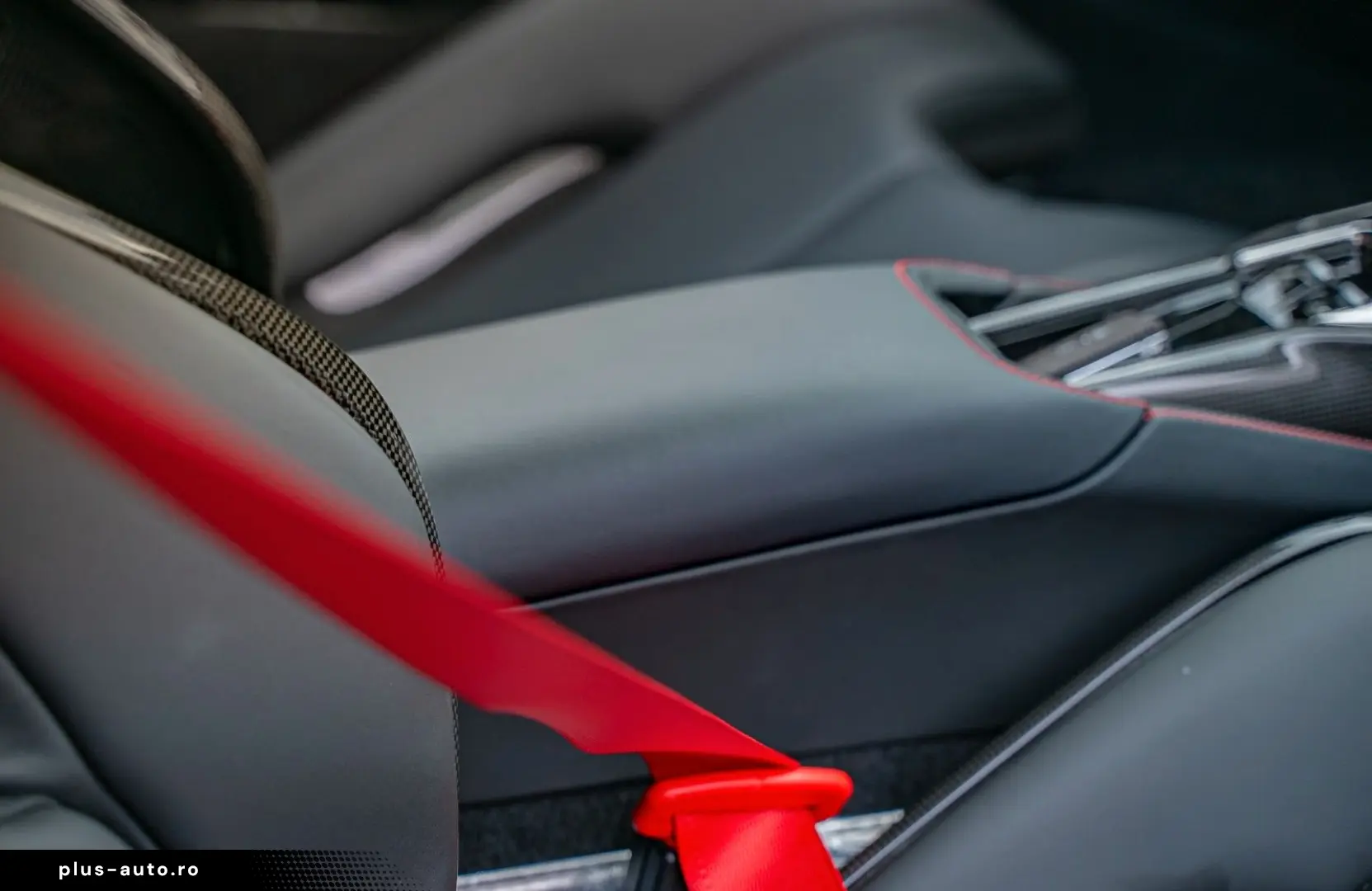FERRARI SF90 Full CARBON PPF 1Hand nur 300000 euro netto