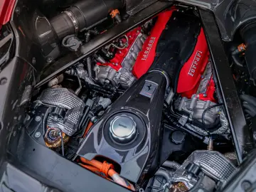 FERRARI SF90 Full CARBON PPF 1Hand nur 300000 euro netto