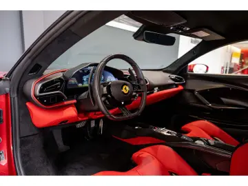 FERRARI 296 gtb 3.0 V6 830 GTB