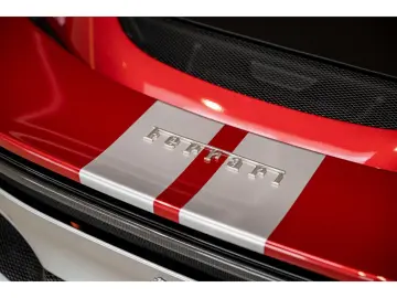 FERRARI 296 gtb 3.0 V6 830 GTB