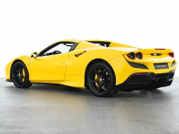 FERRARI F8 Spider FERRARI SINGEN