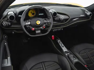 FERRARI F8 Spider FERRARI SINGEN