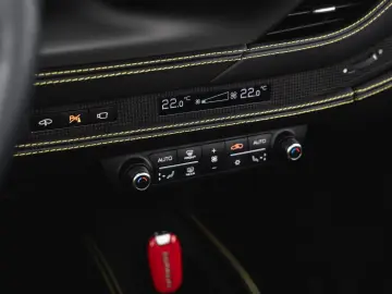 FERRARI F8 Spider FERRARI SINGEN