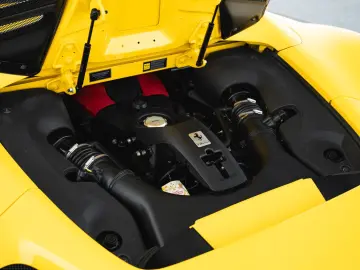 FERRARI F8 Spider FERRARI SINGEN