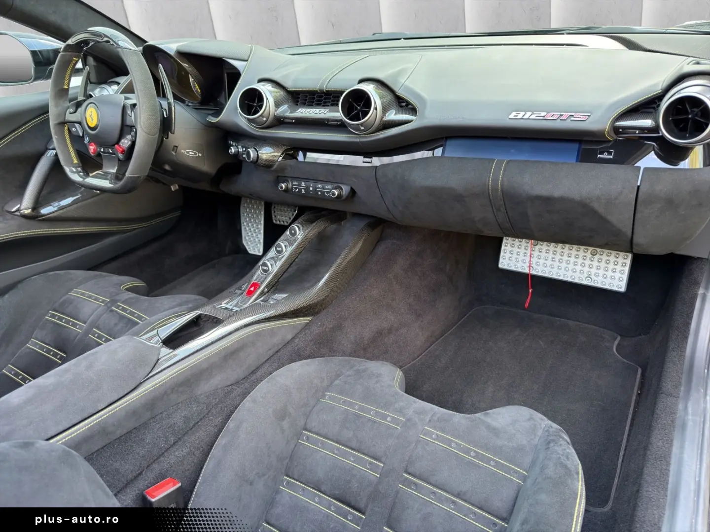 FERRARI 812 V12 GTS ADAS  JBL 360  CarPlay Carbon