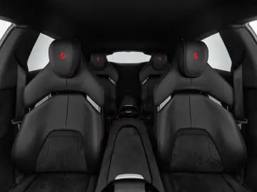 FERRARI Purosangue
