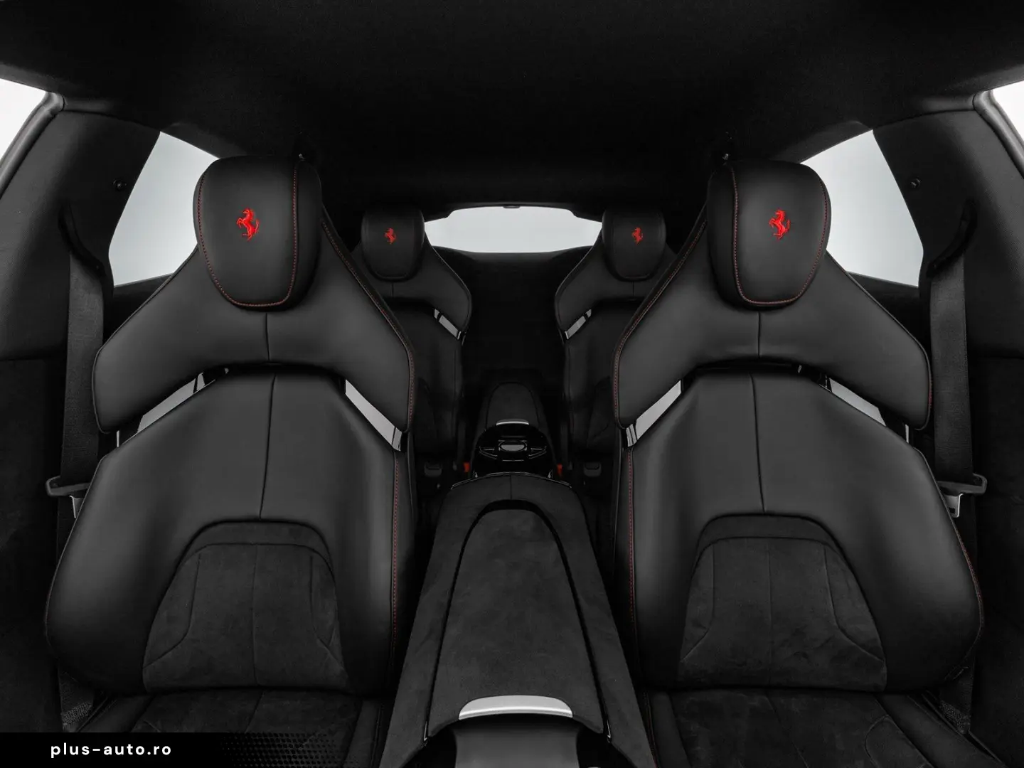 FERRARI Purosangue