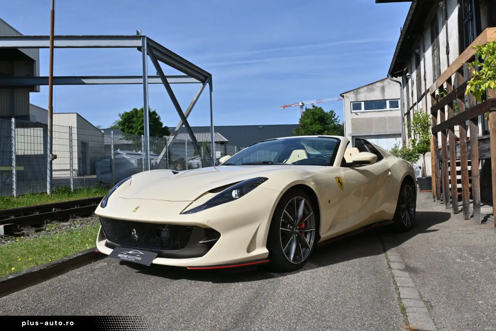 FERRARI 812 GTS Atelier Einzelstück Neuwertig ADAS Garan