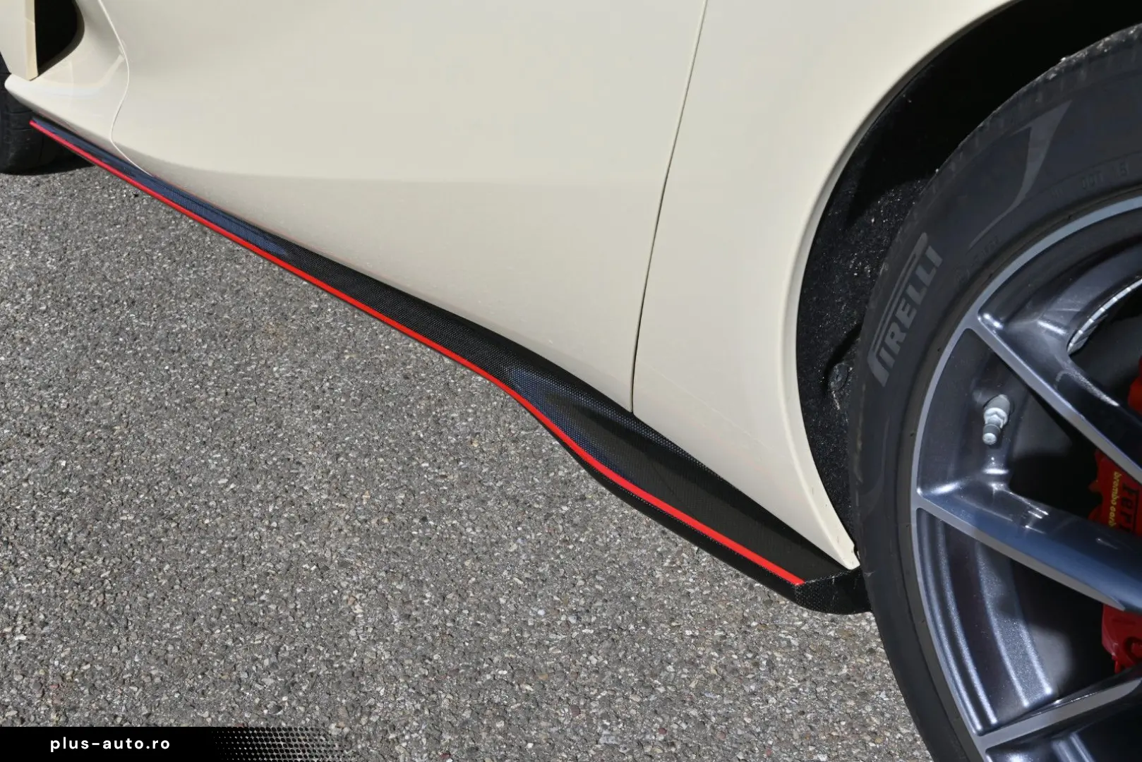 FERRARI 812 GTS Atelier Einzelstück Neuwertig ADAS Garan