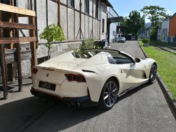 FERRARI 812 GTS Atelier Einzelstück Neuwertig ADAS Garan