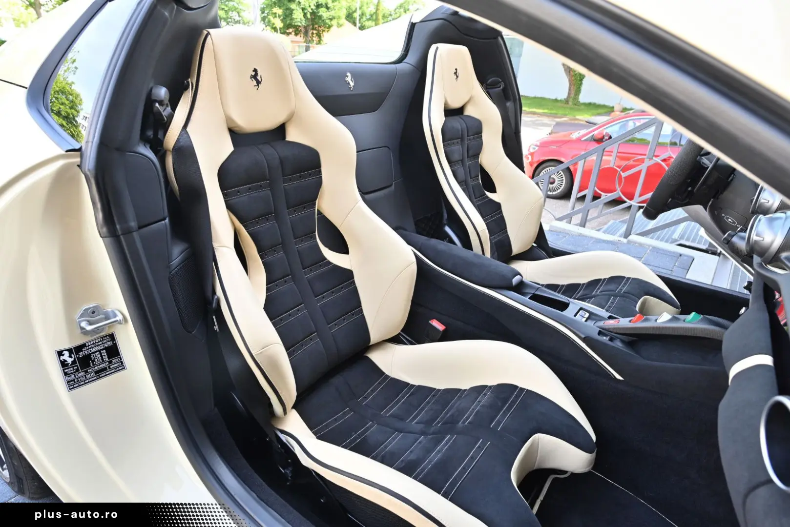 FERRARI 812 GTS Atelier Einzelstück Neuwertig ADAS Garan