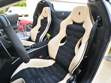 FERRARI 812 GTS Atelier Einzelstück Neuwertig ADAS Garan