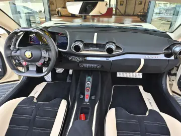 FERRARI 812 GTS Atelier Einzelstück Neuwertig ADAS Garan