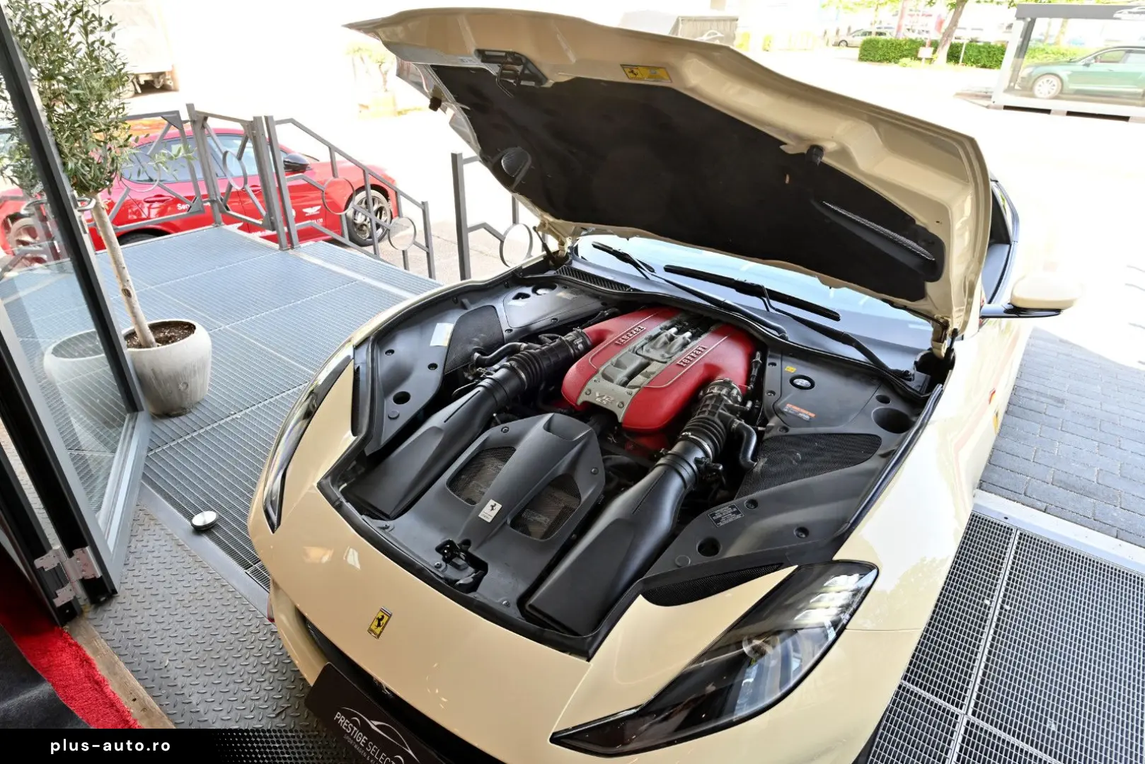 FERRARI 812 GTS Atelier Einzelstück Neuwertig ADAS Garan