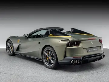FERRARI 812 GTS