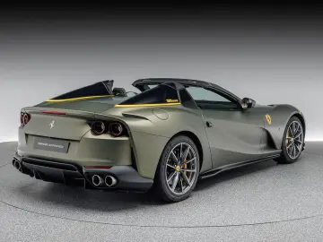 FERRARI 812 GTS
