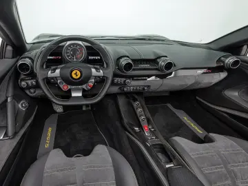 FERRARI 812 GTS