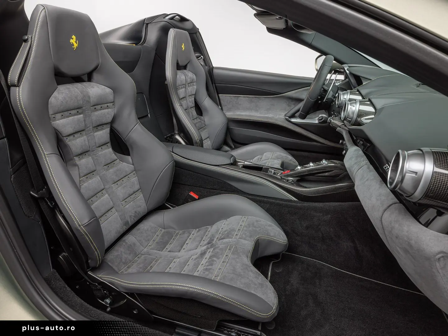 FERRARI 812 GTS