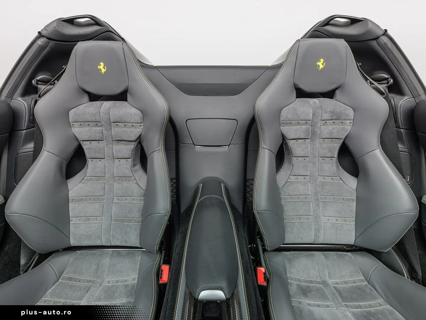 FERRARI 812 GTS