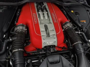 FERRARI 812 GTS