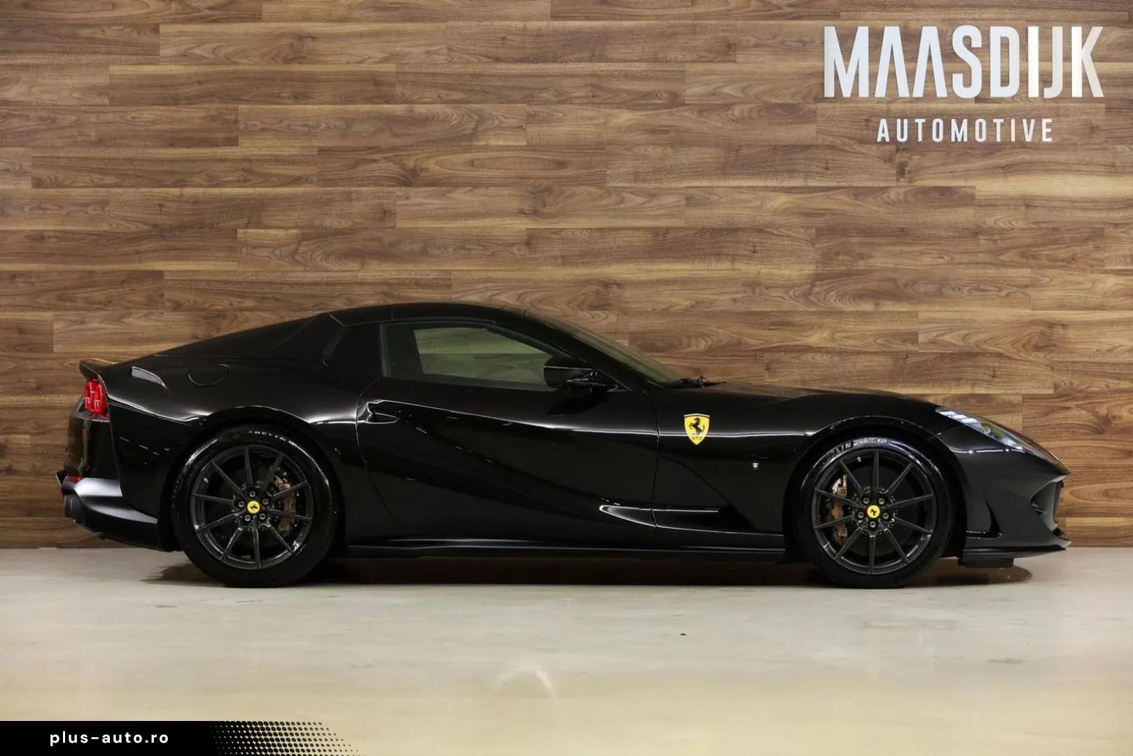 FERRARI 812 GTS 6.5 V12 HELE Lift Carbon Velgen Painted
