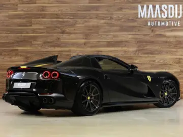 FERRARI 812 GTS 6.5 V12 HELE Lift Carbon Velgen Painted