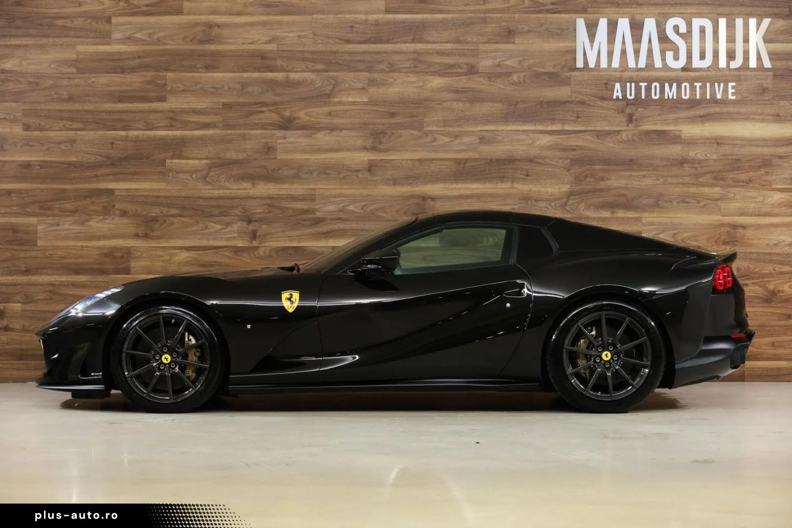 FERRARI 812 GTS 6.5 V12 HELE Lift Carbon Velgen Painted